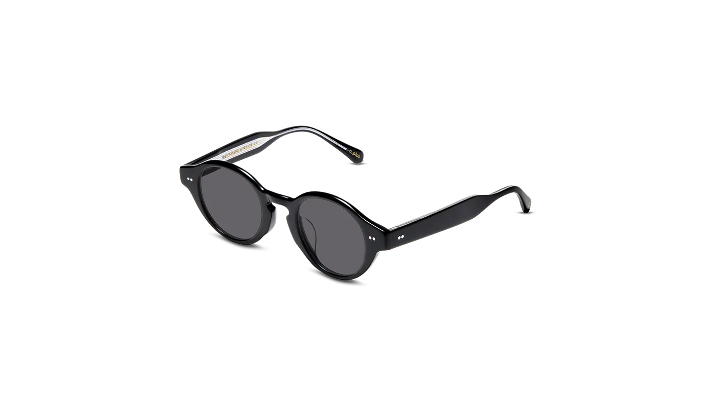 #color_Black with Classic Grey Lens