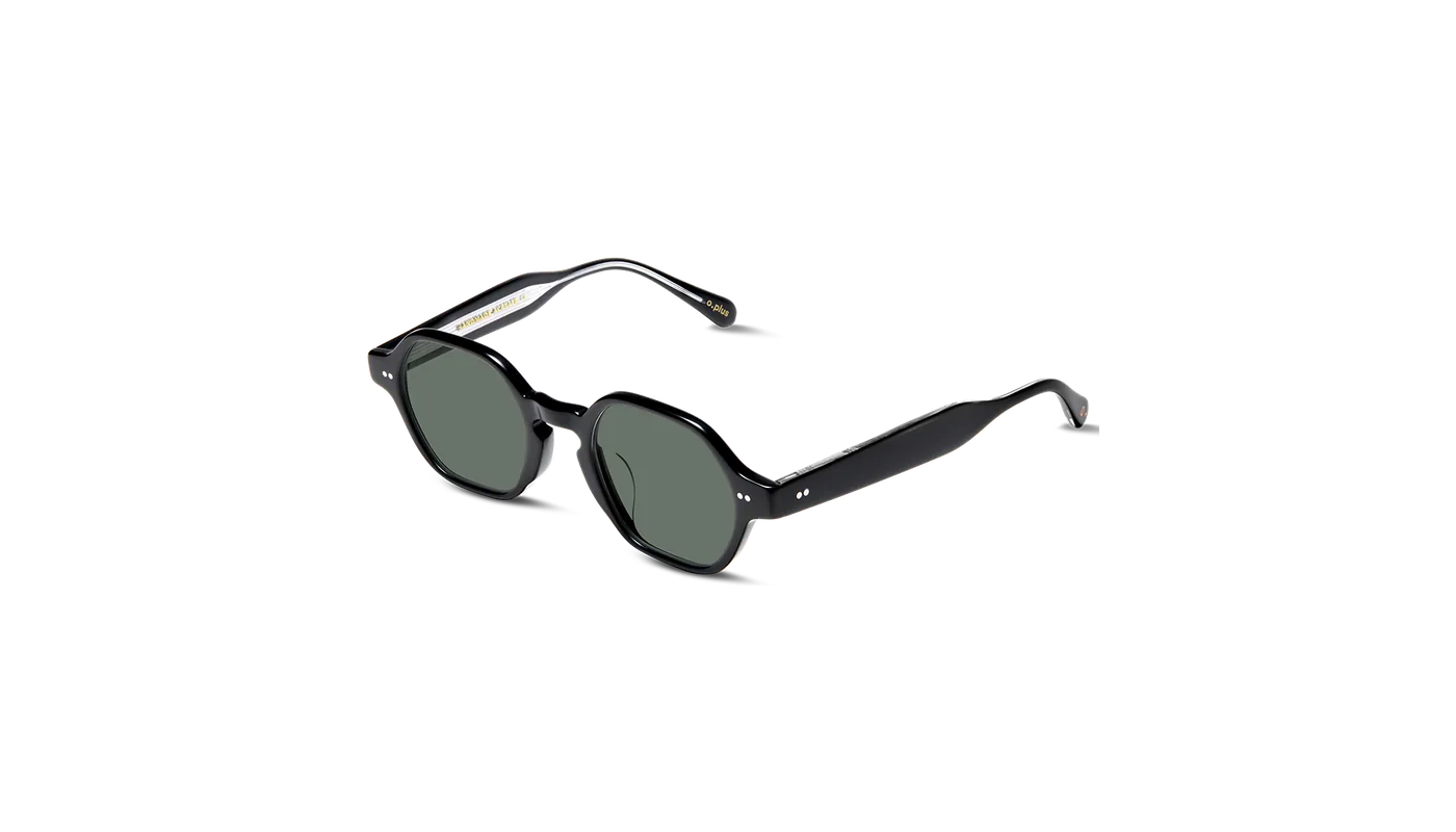 #color_Black with Classic Green Lens