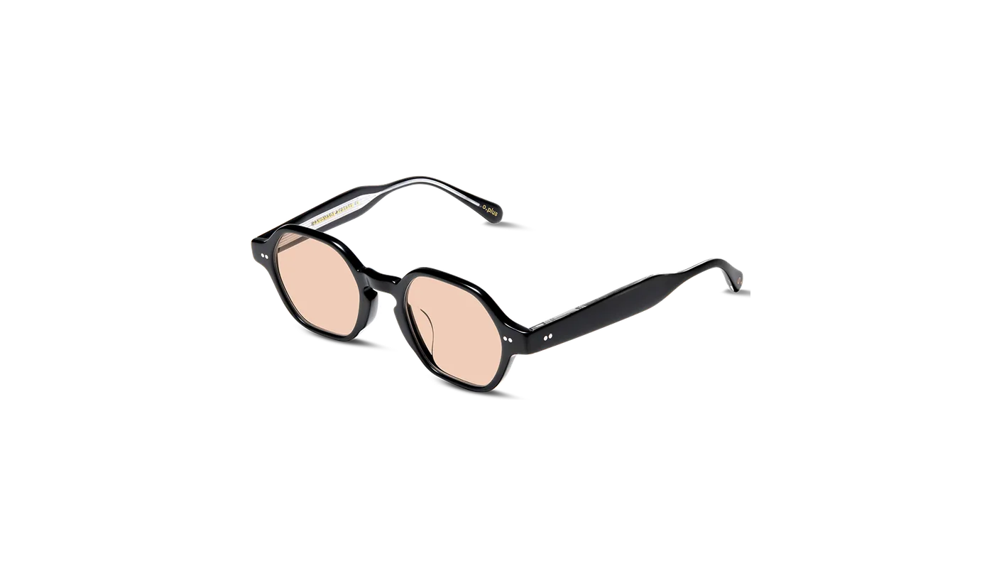 #color_Black with Light Brown Lens