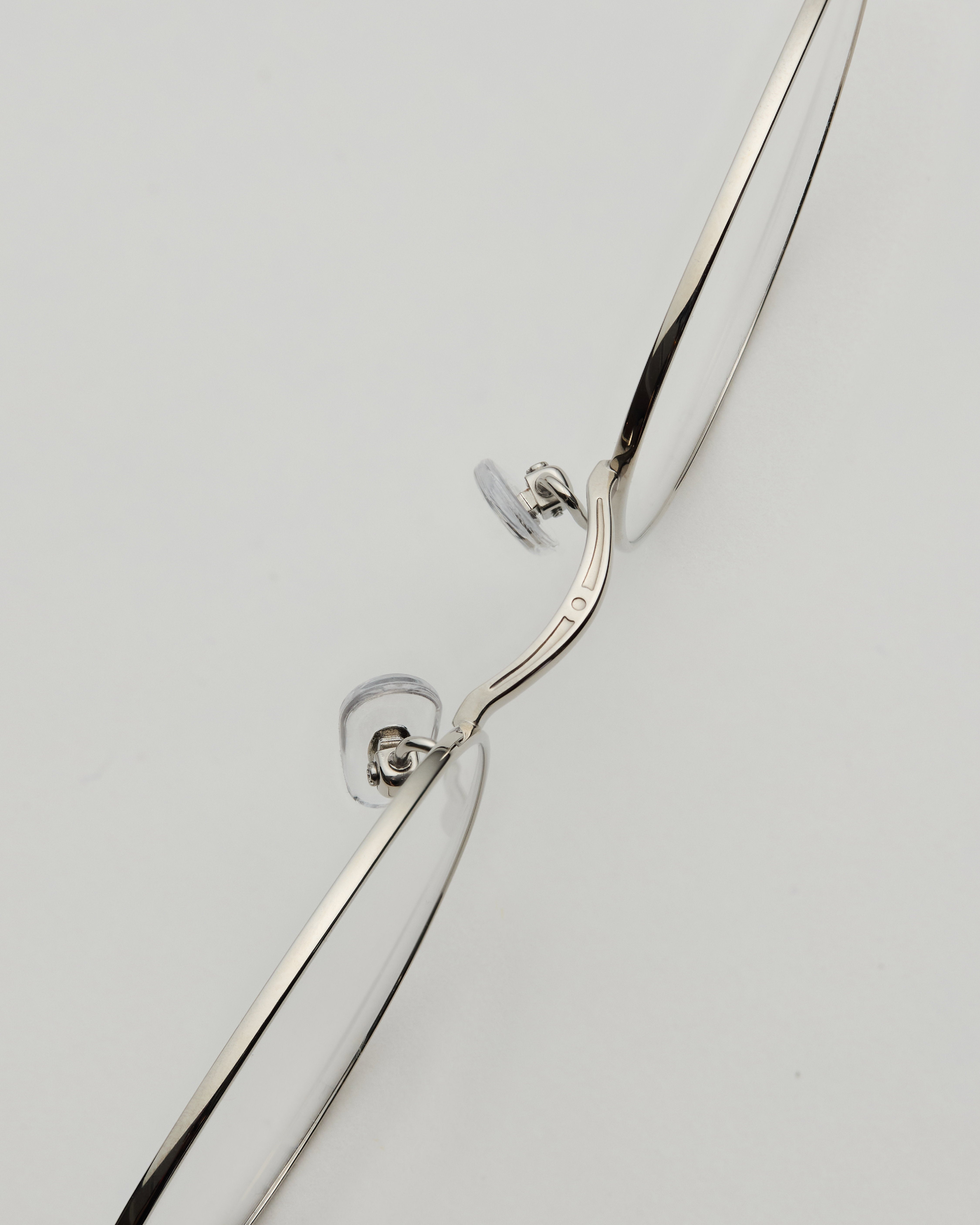 Made in Japan eyewear bridge detail